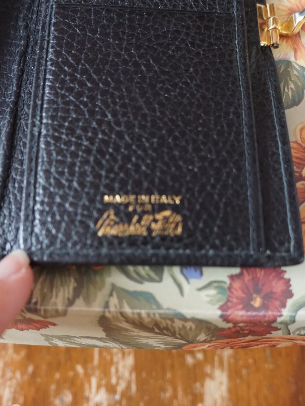 Vintage Black Genuine Leather Card Wallet – Made in Italy, Marshall Field’s One - Picture 6 of 8